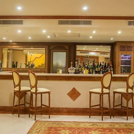 Palace Hotel