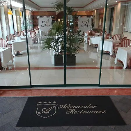 Palace 4* Legnano